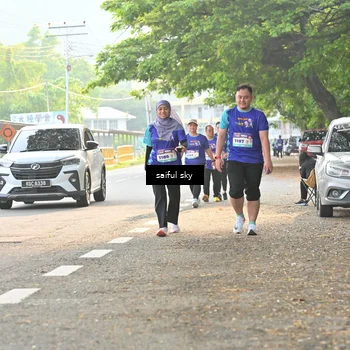 Runner Photo 8350086