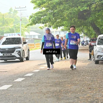 Runner Photo 8350089