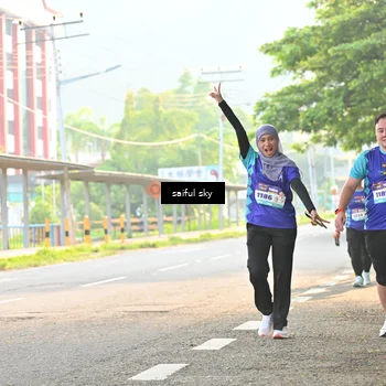 Runner Photo 8350099