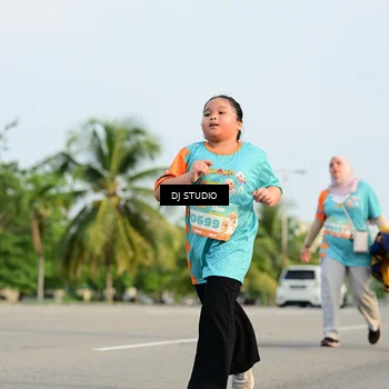 Runner Photo 8350100