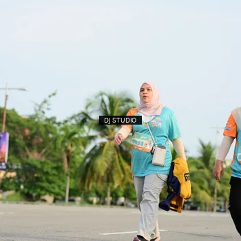 Runner Photo 8350117