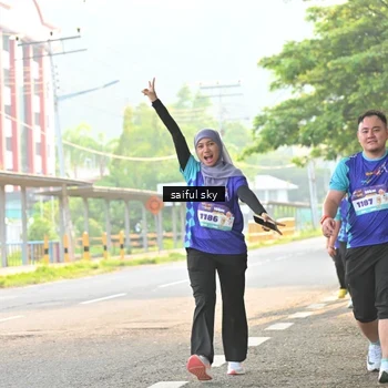 Runner Photo 8350118