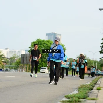 Runner Photo 8350147