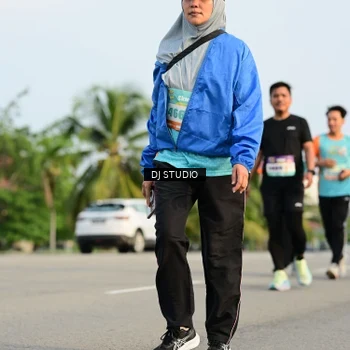 Runner Photo 8350149