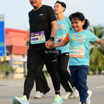 Runner Photo 8350189