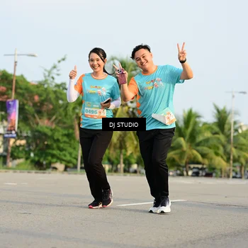 Runner Photo 8350217