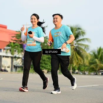 Runner Photo 8350221