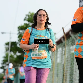 Runner Photo 8350252