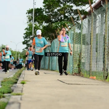 Runner Photo 8350256