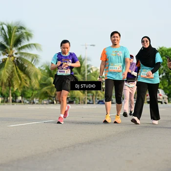Runner Photo 8350301