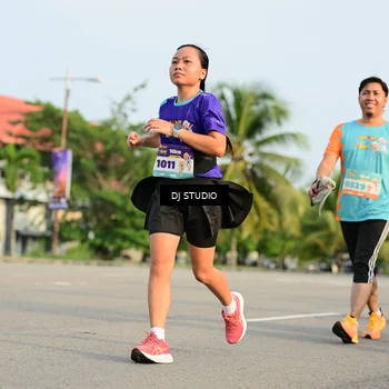 Runner Photo 8350311