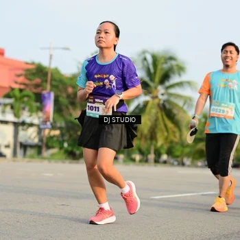 Runner Photo 8350318