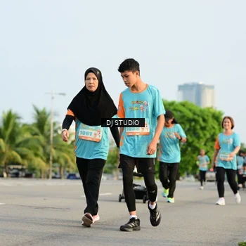 Runner Photo 8350359