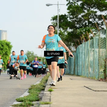 Runner Photo 8350389