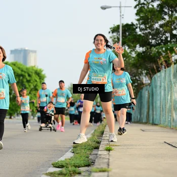 Runner Photo 8350395