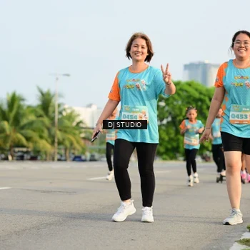 Runner Photo 8350402