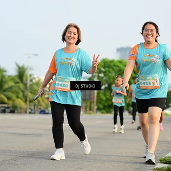 Runner Photo 8350411