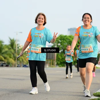 Runner Photo 8350413