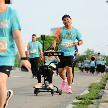 Runner Photo 8350434