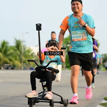 Runner Photo 8350439