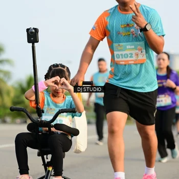 Runner Photo 8350453