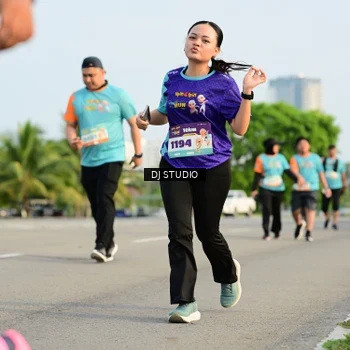 Runner Photo 8350454