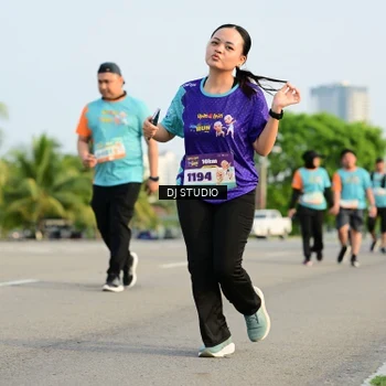 Runner Photo 8350458