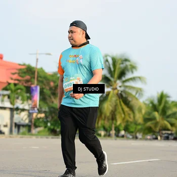 Runner Photo 8350471