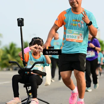 Runner Photo 8350474