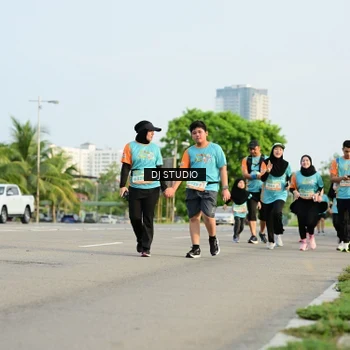 Runner Photo 8350487