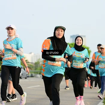 Runner Photo 8350506