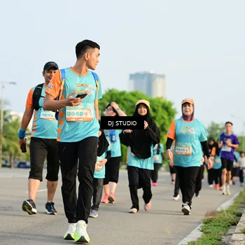 Runner Photo 8350532