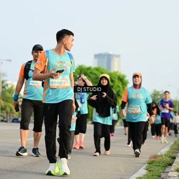 Runner Photo 8350533