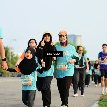 Runner Photo 8350565