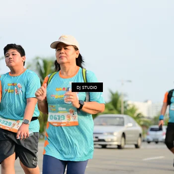 Runner Photo 8350574