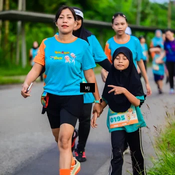 Runner Photo 8350576