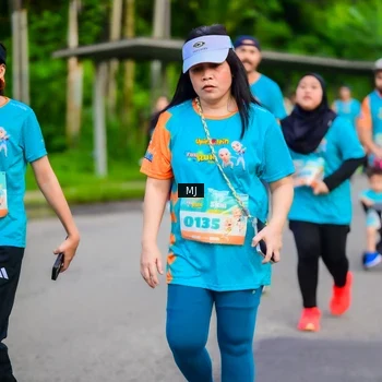 Runner Photo 8350619