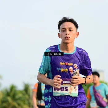 Runner Photo 8350628