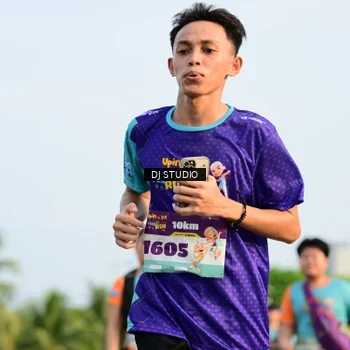Runner Photo 8350640