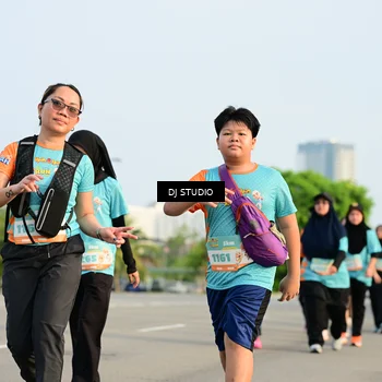 Runner Photo 8350672
