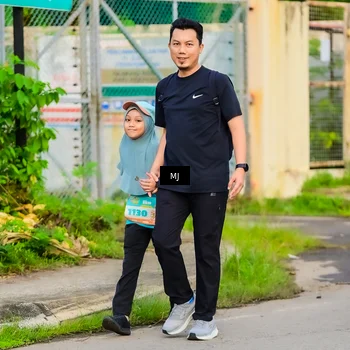 Runner Photo 8350673