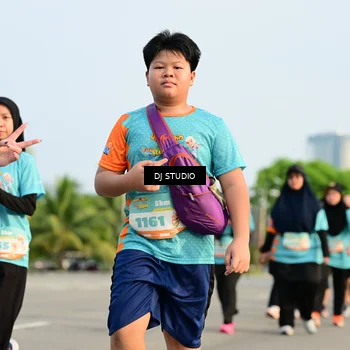 Runner Photo 8350676