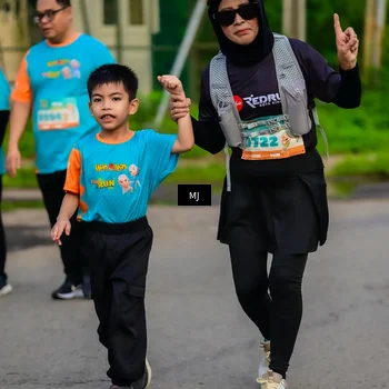 Runner Photo 8350759