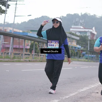 Runner Photo 8350776