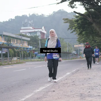 Runner Photo 8350814