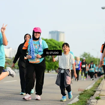 Runner Photo 8350824