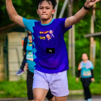 Runner Photo 8350825
