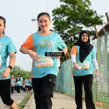 Runner Photo 8350863