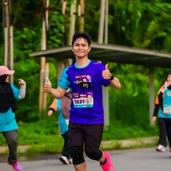 Runner Photo 8350893