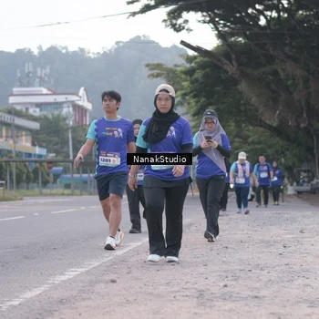 Runner Photo 8350923